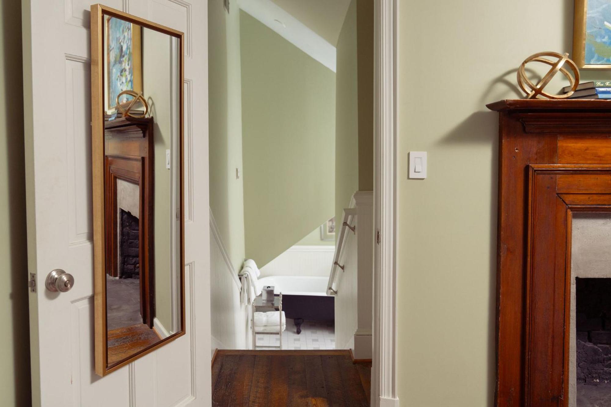 The Clifton Hotel Charlottesville Bagian luar foto